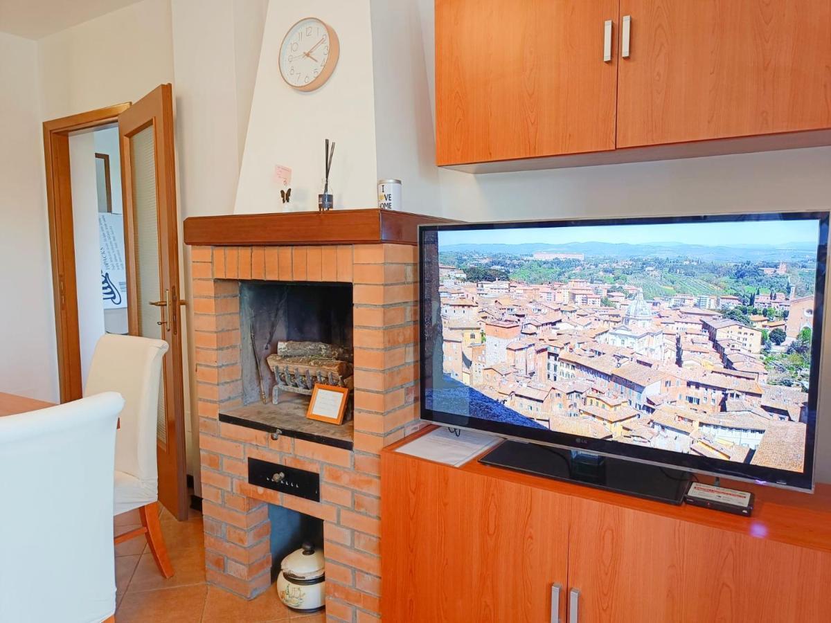 Siena Appartamento Con Splendido Terrazzo Presciano Esterno foto